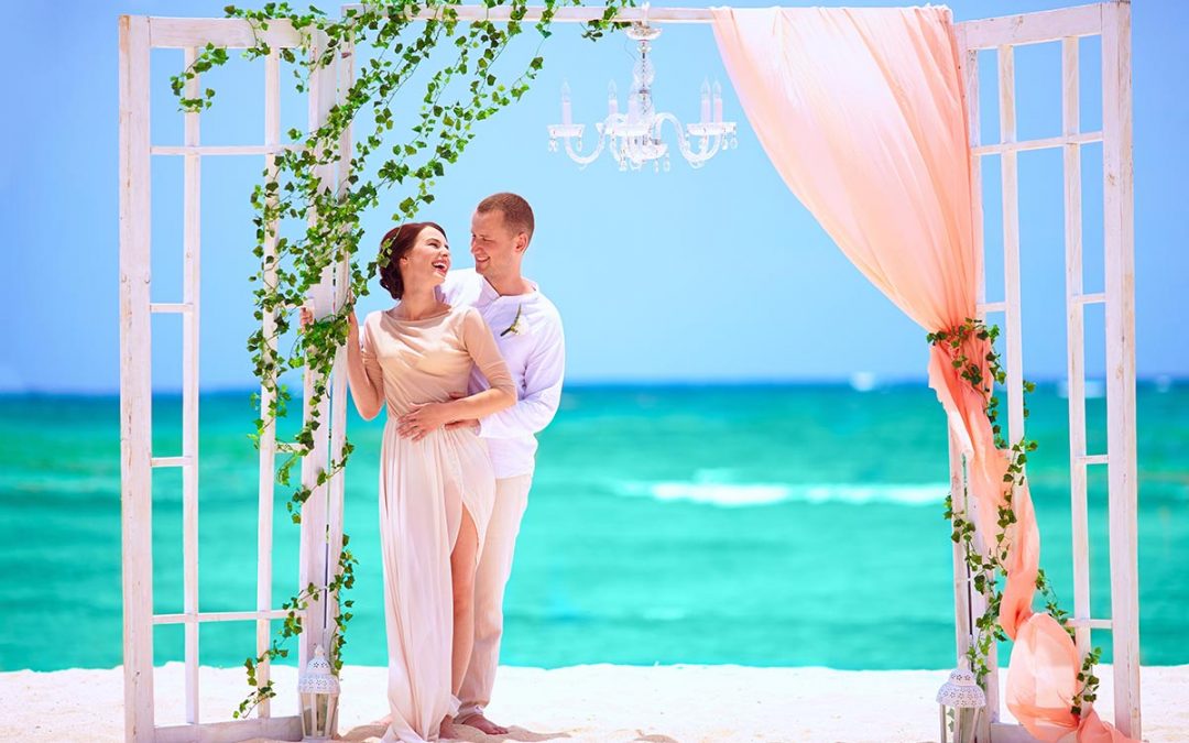Five Secrets to a Successful Beach Wedding
